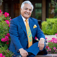 آشنایی با استاد انوشیروان روحانی